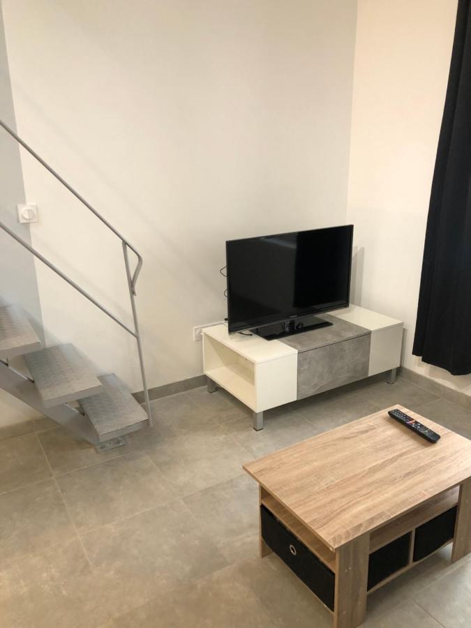 Appartement En Centre Ville Hyeres Luaran gambar
