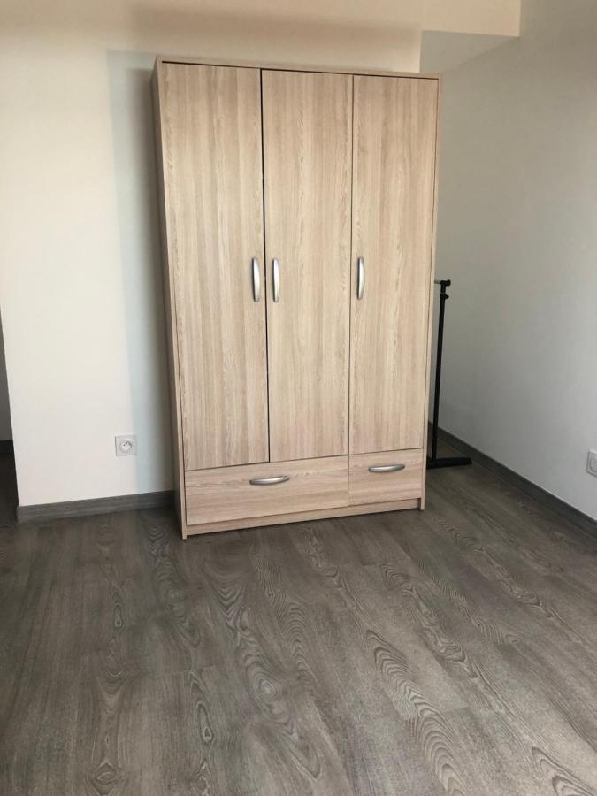 Appartement En Centre Ville Hyeres Luaran gambar