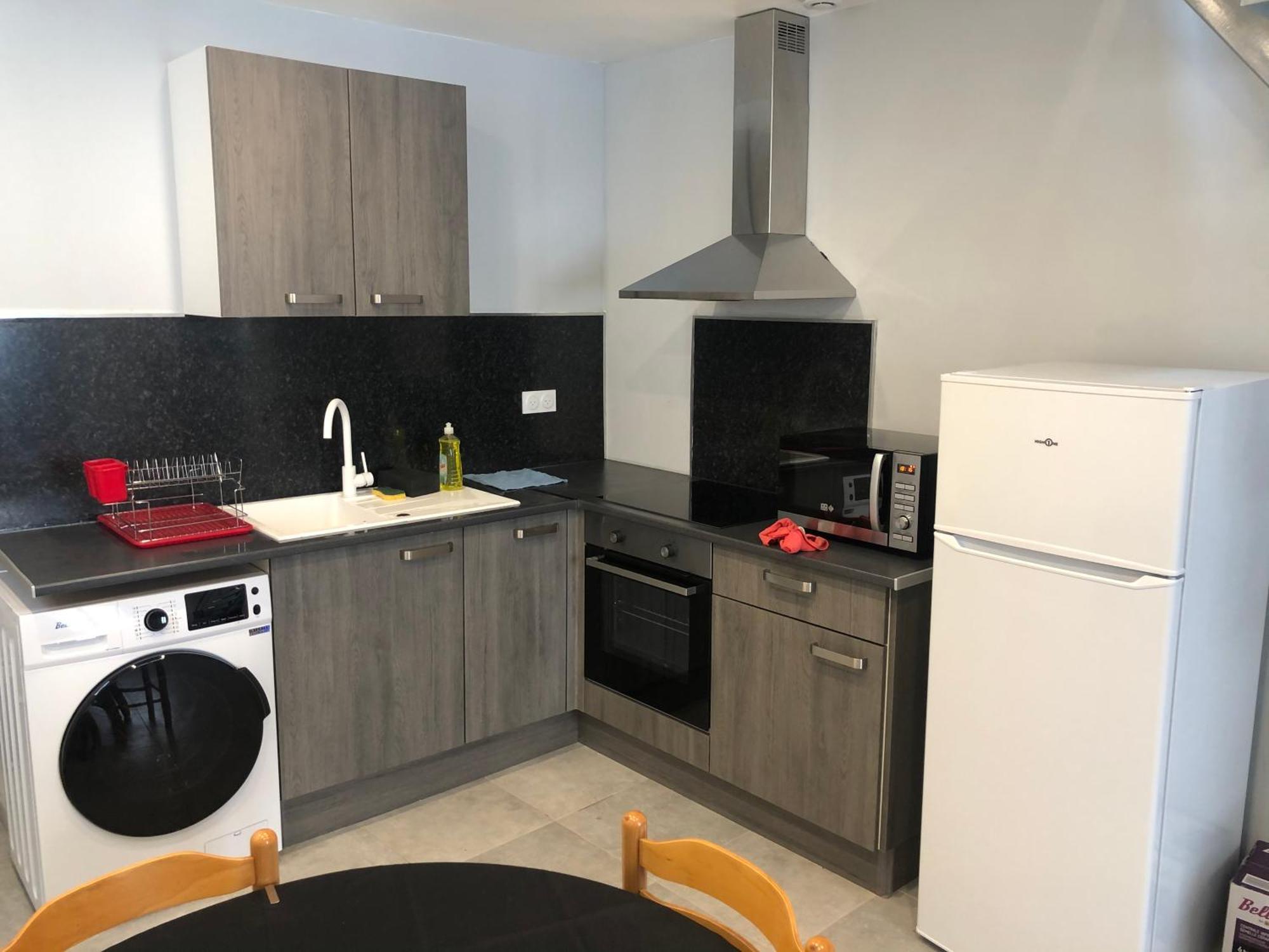 Appartement En Centre Ville Hyeres Luaran gambar